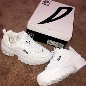 FILA- Disruptor II Premium Sneakers Size 9 (NWT)